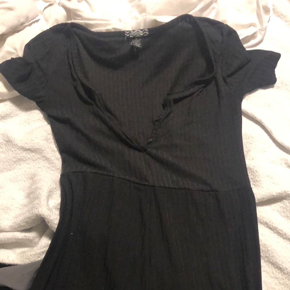 V neck black ribbed jumpsuit with buttons